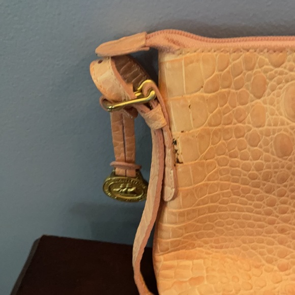 Beautiful pink Brahmin handbag. - Picture 3 of 8